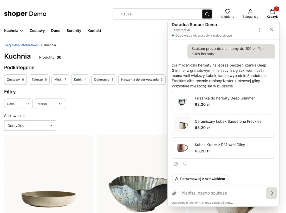 Klient szuka prezentu dla mamy do 100&nbsp;zł, mama pije dużo herbaty. Asystent poleca filiżankę Deep Glimmer i&nbsp;dwa kubki z&nbsp;katalogu, każdy za 63,20&nbsp;zł.